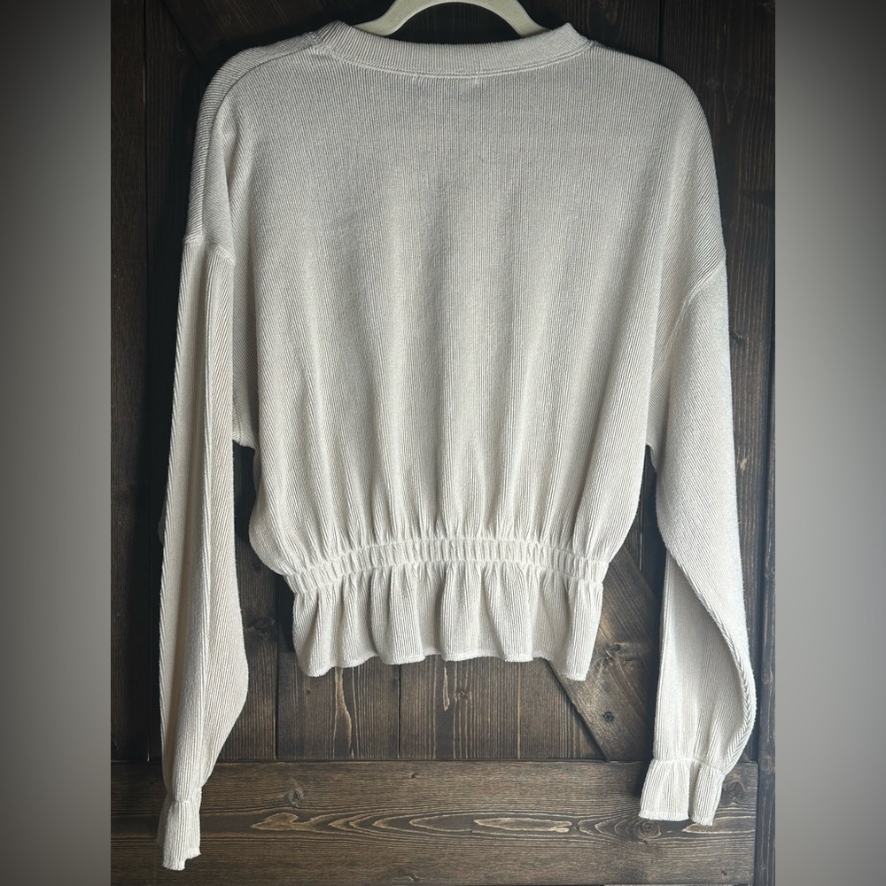 Zara•Long sleeve•Size Small•cream color - Picture 2 of 3